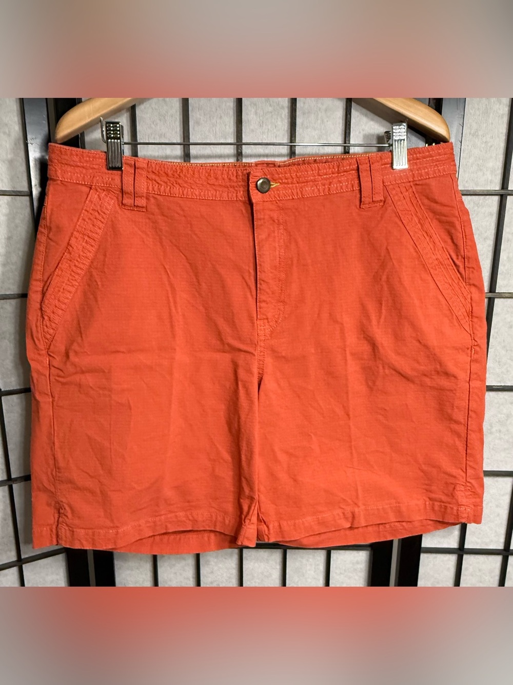 Women's Orvis Orange Walking Shorts Size 16